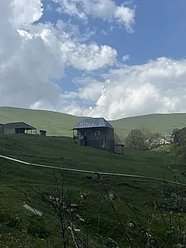Satılır 3 otaqlı həyət evi 200 m² — Daşkəsən 3 otaq 200.00 m²
