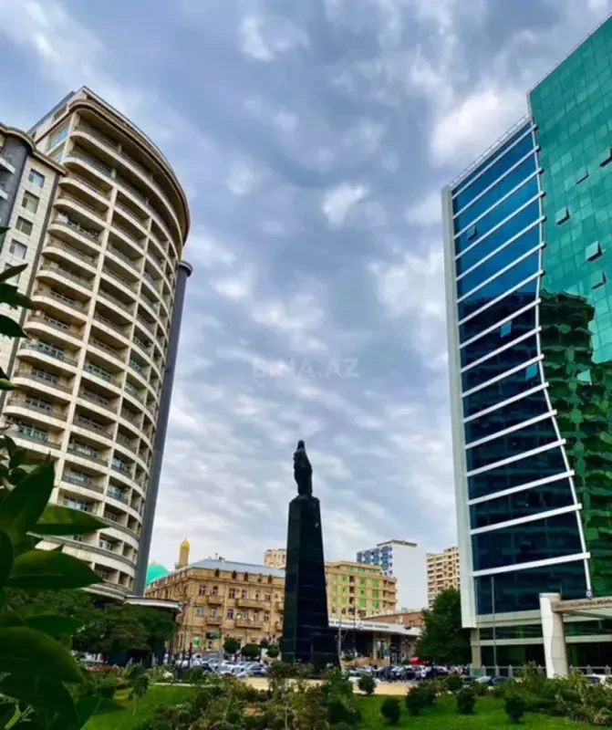 Satılır 3 otaqlı mənzil 85 m²