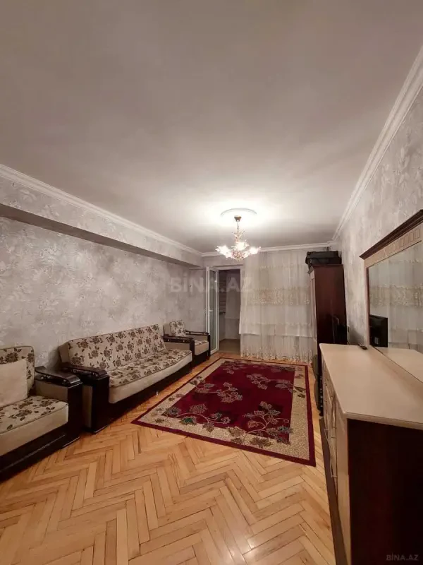 Kirayə verilir 2 otaqlı mənzil 70 m²