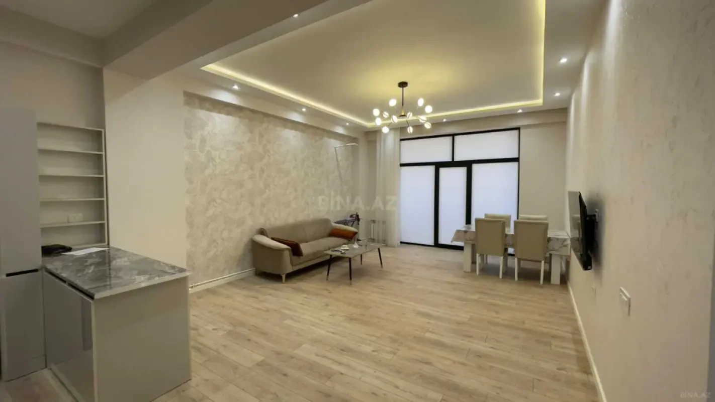 Kirayə verilir 2 otaqlı mənzil 88 m²