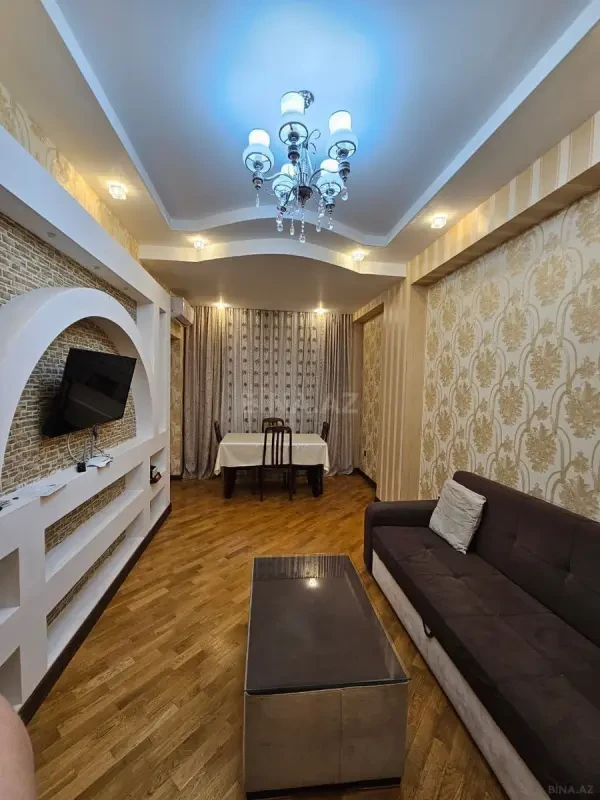 Satılır 2 otaqlı mənzil 61 m²
