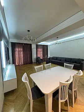 Kirayə verilir 3 otaqlı mənzil 178 m² — Bakı, Xətai 3 otaq 178.00 m²