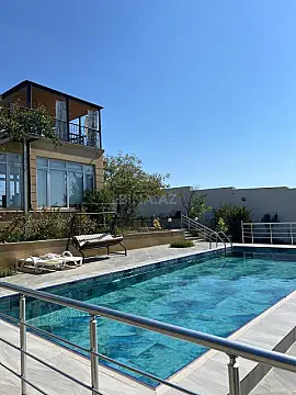 Kirayə verilir 7 otaqlı həyət evi 250 m² — Bakı, Badamdar 7 otaq 250.00 m²