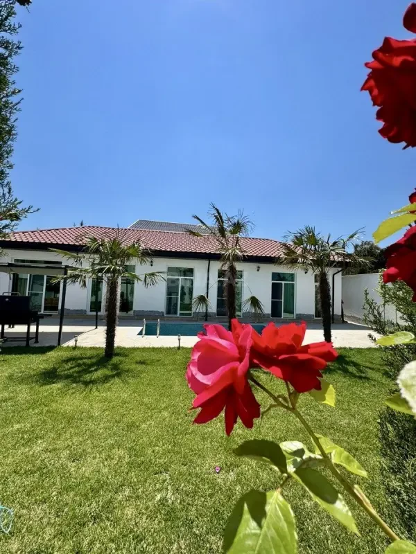 Kirayə verilir 4 otaqlı həyət evi 150 m²