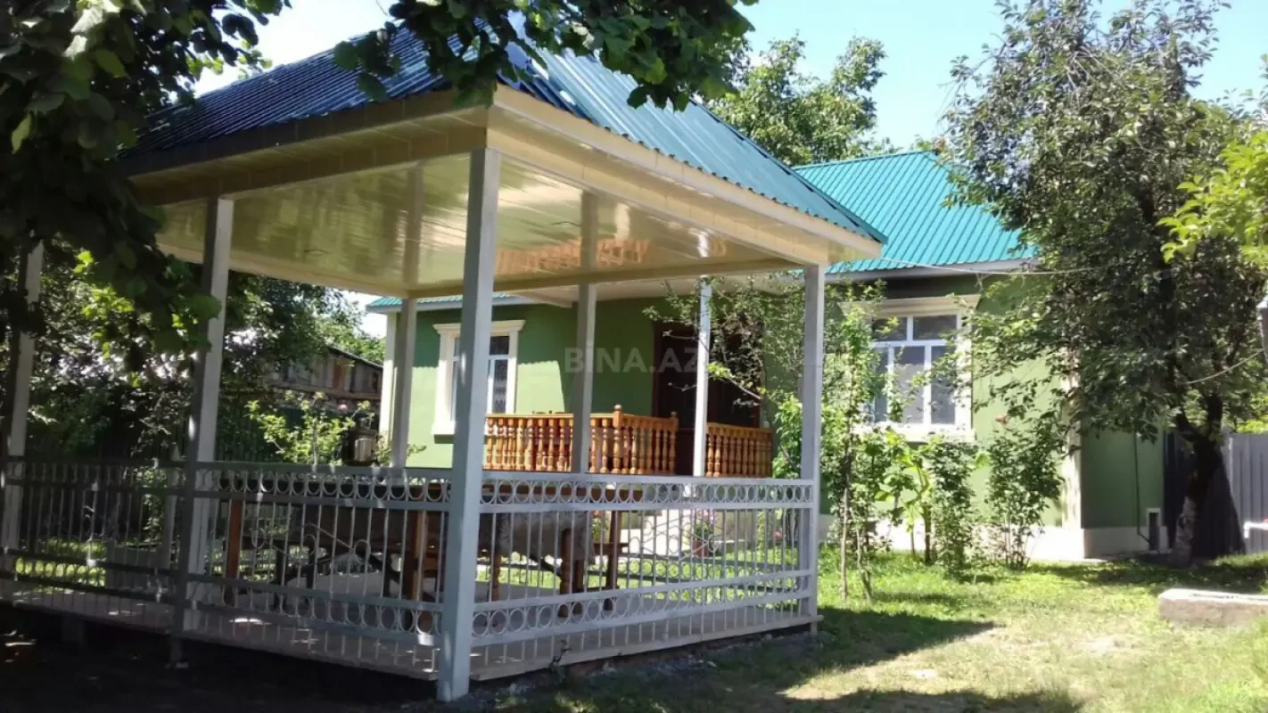 Kirayə verilir 2 otaqlı həyət evi 80 m²