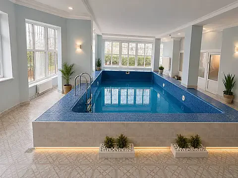 Kirayə verilir 7 otaqlı həyət evi 450 m² — Bakı, Badamdar 7 otaq 450.00 m²
