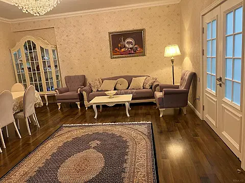 Satılır 3 otaqlı mənzil 138 m² — Bakı 3 otaq 138.00 m²