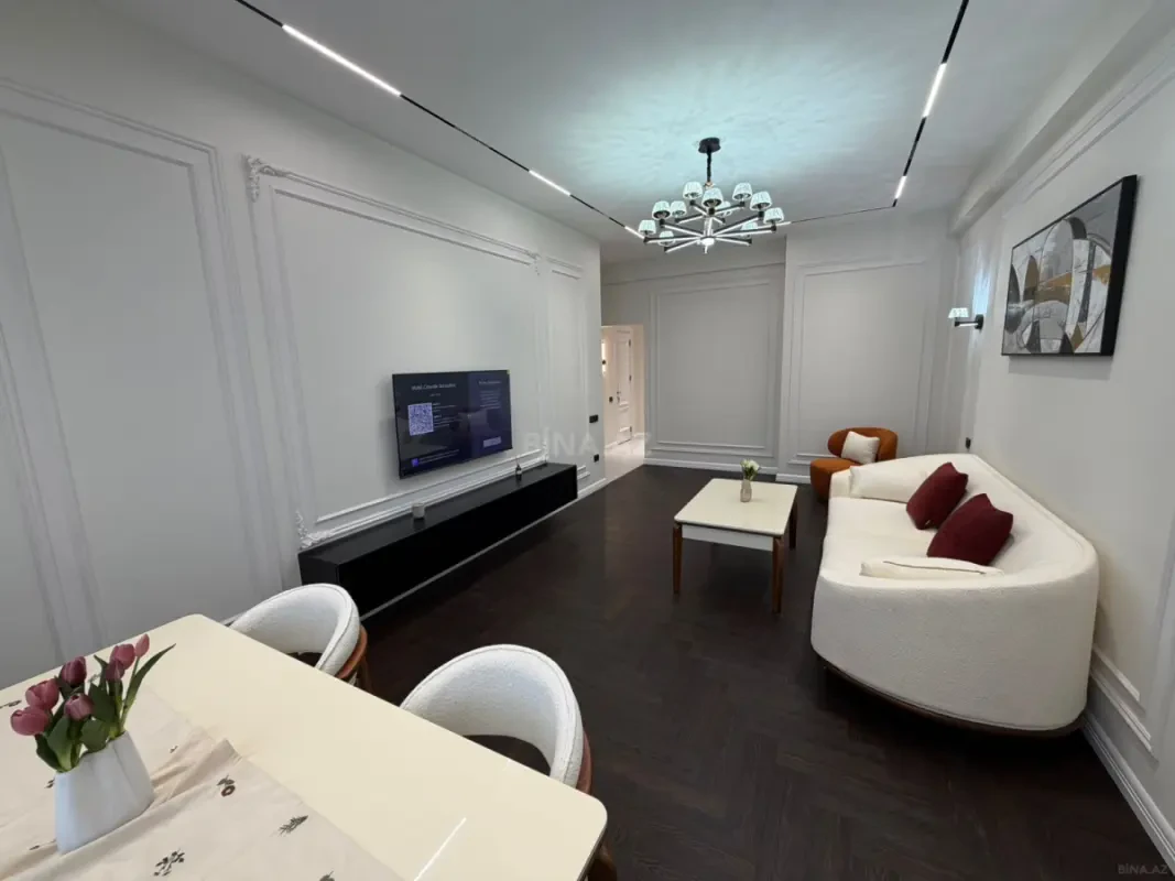 Satılır 2 otaqlı mənzil 68 m²