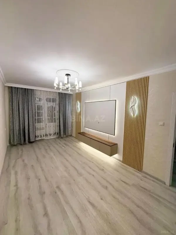 Satılır 2 otaqlı mənzil 65 m²