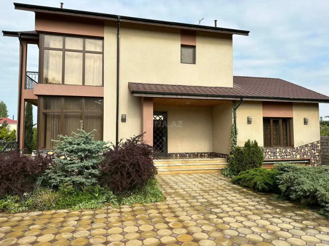 Kirayə verilir 5 otaqlı həyət evi 250 m²