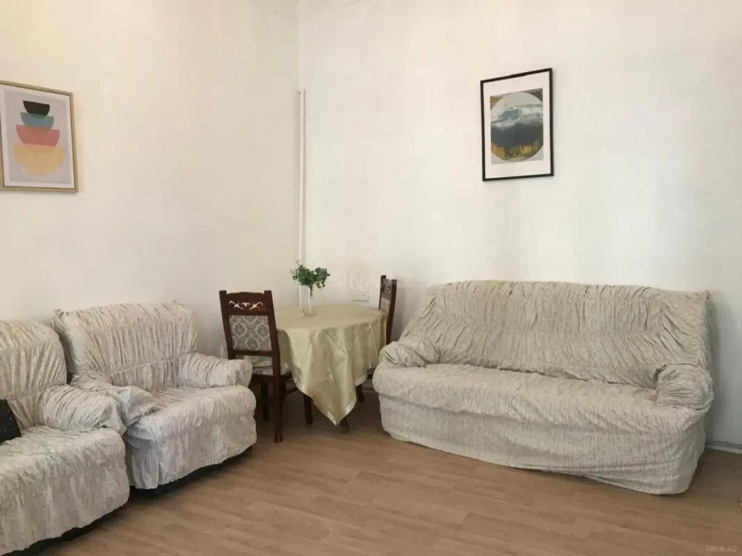 Kirayə verilir 2 otaqlı həyət evi 52 m²