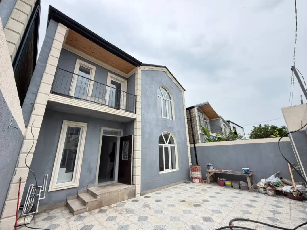 Satılır 4 otaqlı həyət evi 104 m²