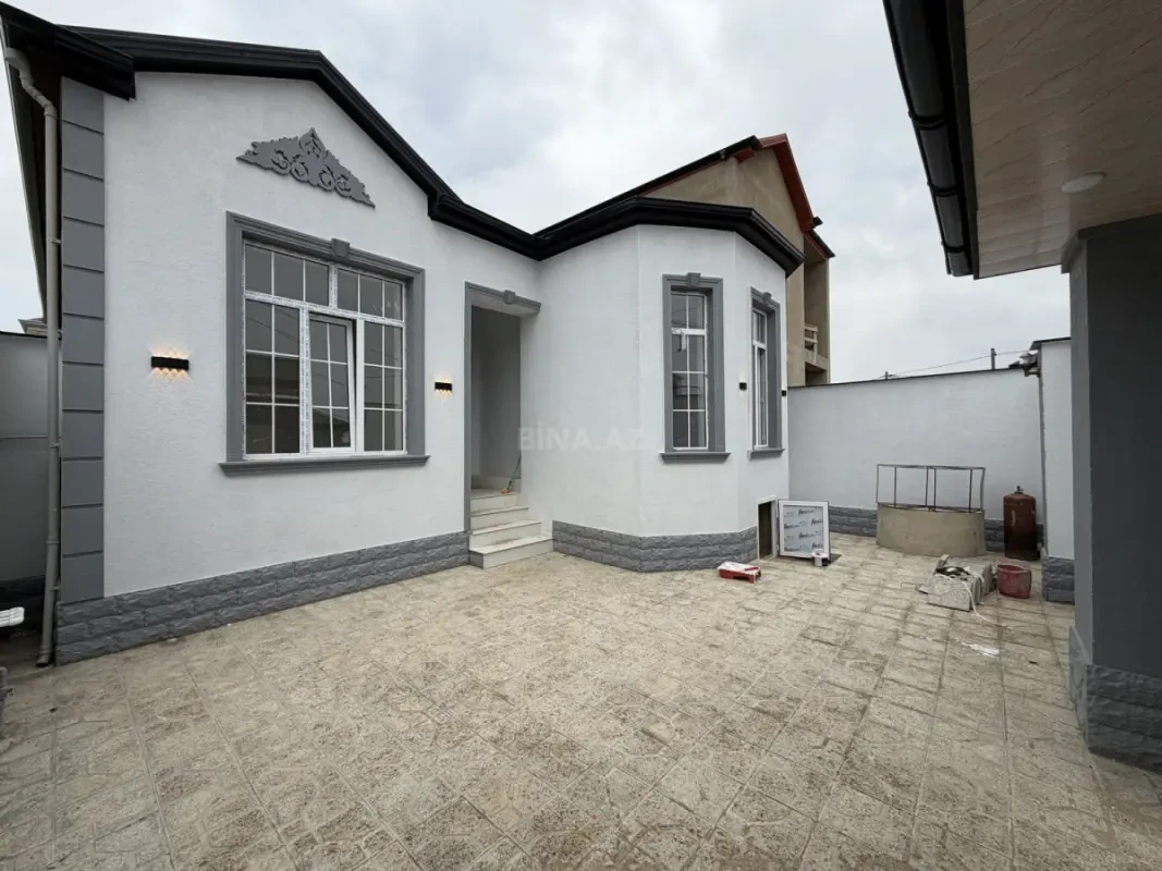 Satılır 4 otaqlı həyət evi 100 m²
