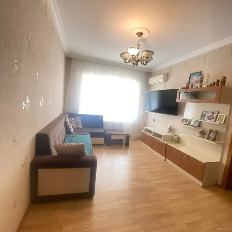 Satılır 5 otaqlı mənzil 112 m²