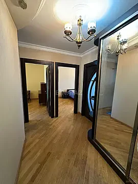 Kirayə verilir 2 otaqlı mənzil 95 m² — Bakı 2 otaq 95.00 m²