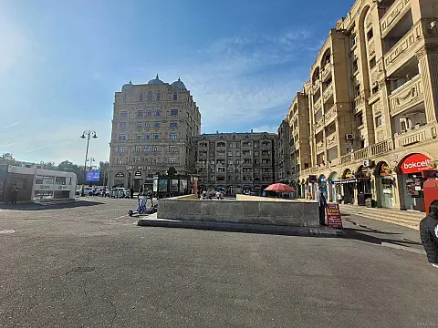 Satılır 2 otaqlı mənzil 55 m² — Bakı 2 otaq 55.00 m²