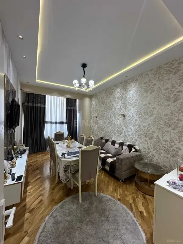Satılır 2 otaqlı mənzil 62 m²