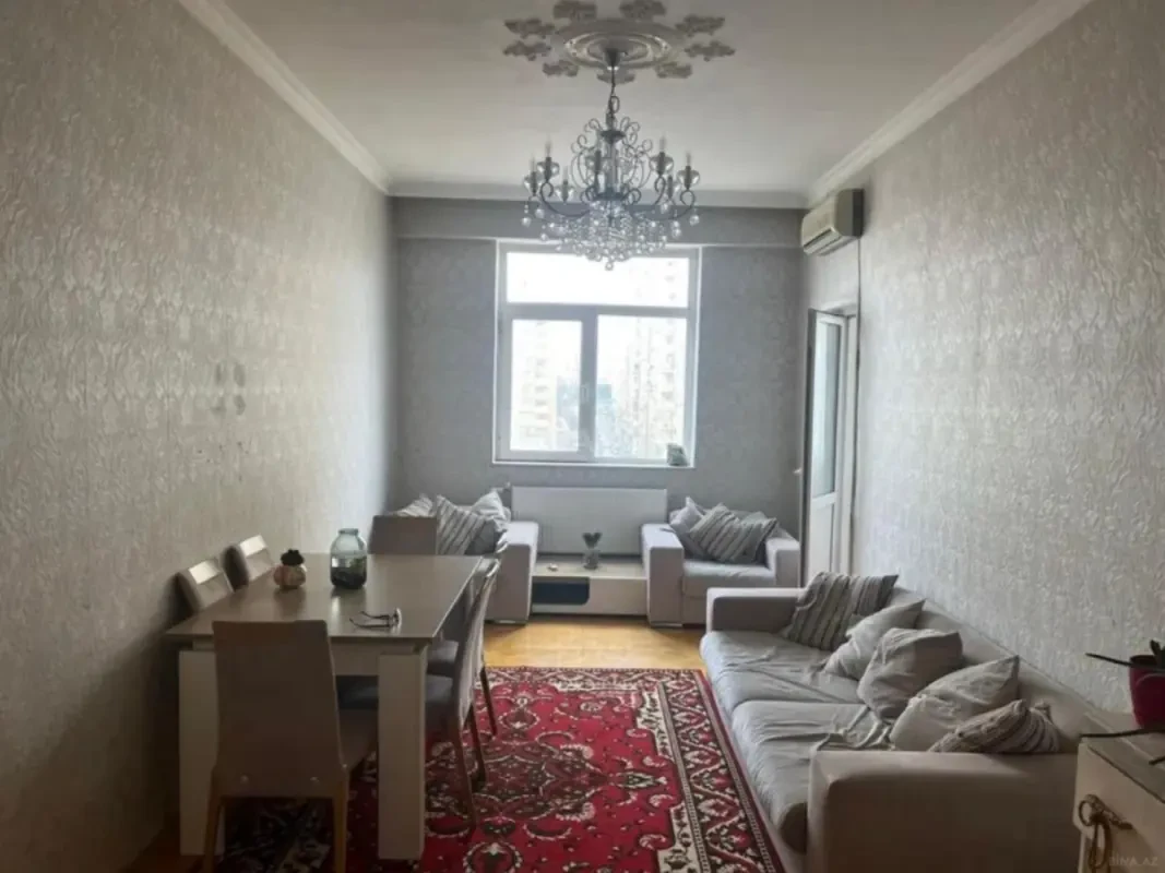 Satılır 2 otaqlı mənzil 75 m²