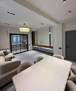 Satılır 3 otaqlı mənzil 104 m² — Bakı, Memar Əcəmi yanı 3 otaq 104.00 m²