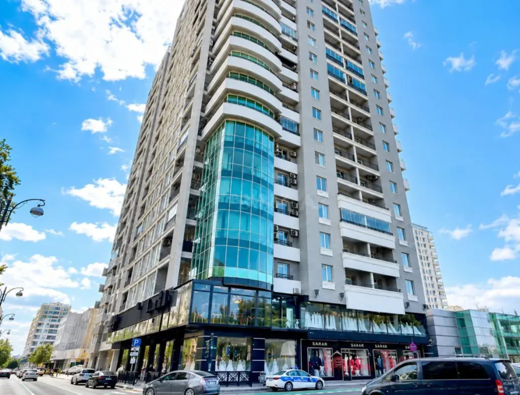 Kirayə verilir 3 otaqlı mənzil 190 m²