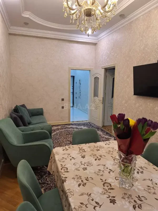 Satılır 2 otaqlı mənzil 65 m²