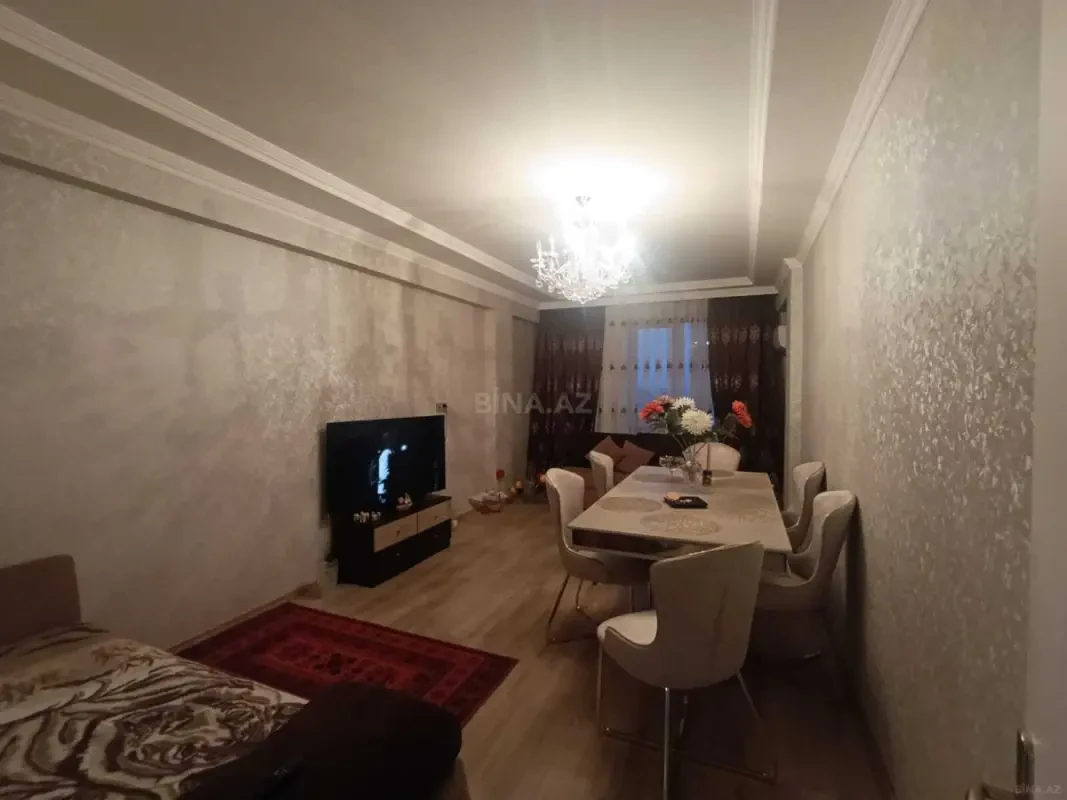 Satılır 3 otaqlı mənzil 120 m²