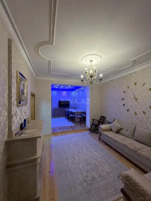 Satılır 3 otaqlı mənzil 100 m²