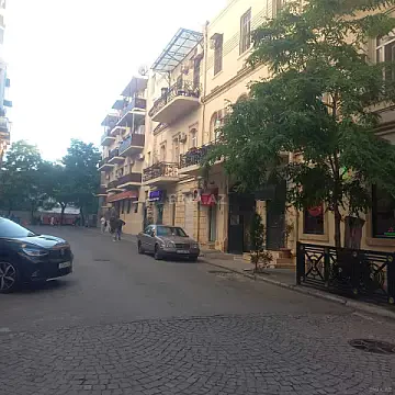 Kirayə verilir 2 otaqlı mənzil 46 m² — Bakı, Sahil qəs. 2 otaq 46.00 m²