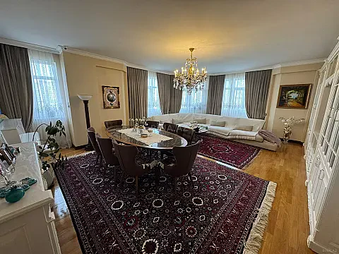 Satılır 3 otaqlı mənzil 148 m² — Bakı 3 otaq 148.00 m²