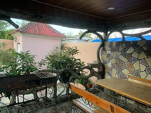 Satılır 5 otaqlı həyət evi 200 m² — Bakı, Novxanı 5 otaq 200.00 m²