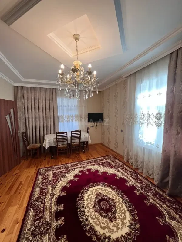 Satılır 3 otaqlı həyət evi 100 m²