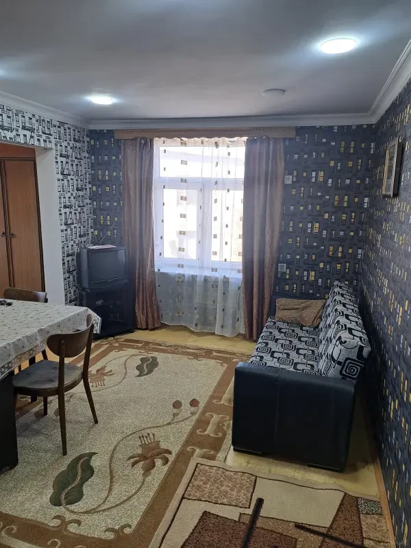 Kirayə verilir 2 otaqlı mənzil 35 m²