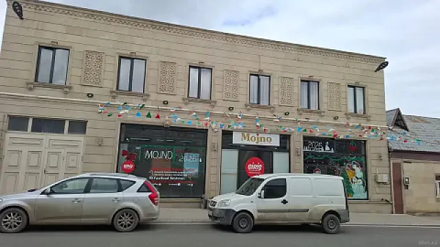 Satılır obyekt 300 m² — Quba 300.00 m²
