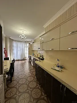 Kirayə verilir 3 otaqlı mənzil 160 m² — Bakı, Xətai 3 otaq 160.00 m²