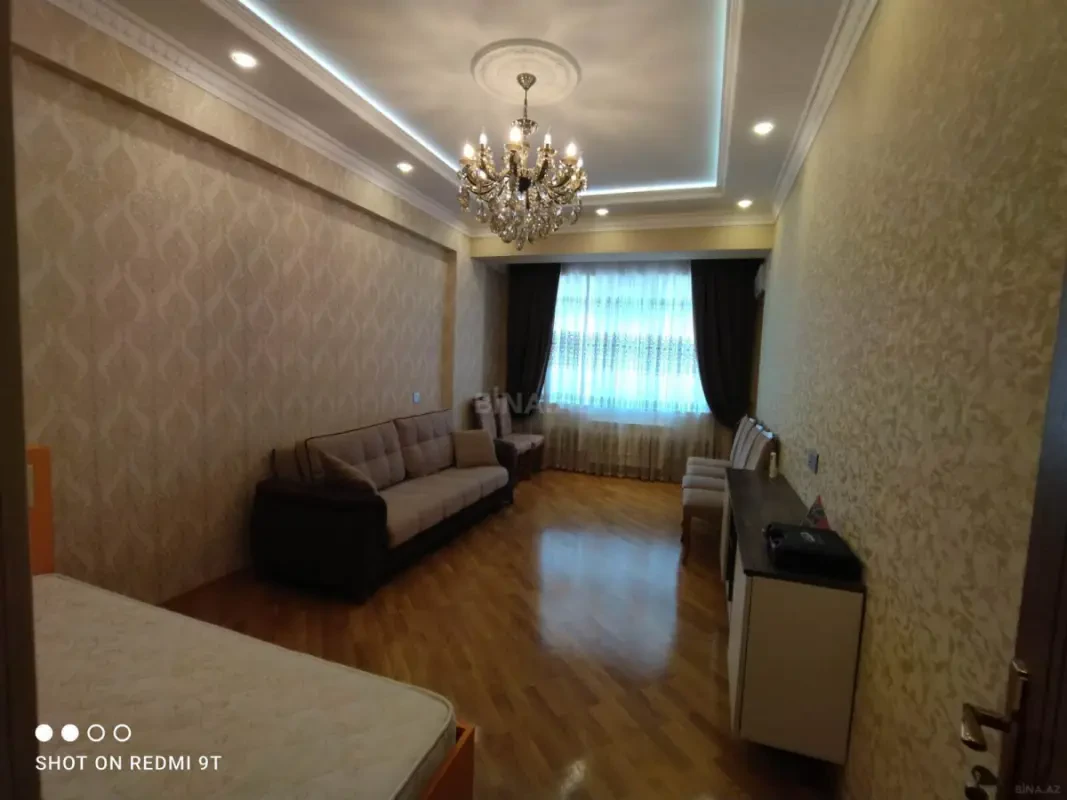 Kirayə verilir 2 otaqlı mənzil 60 m²