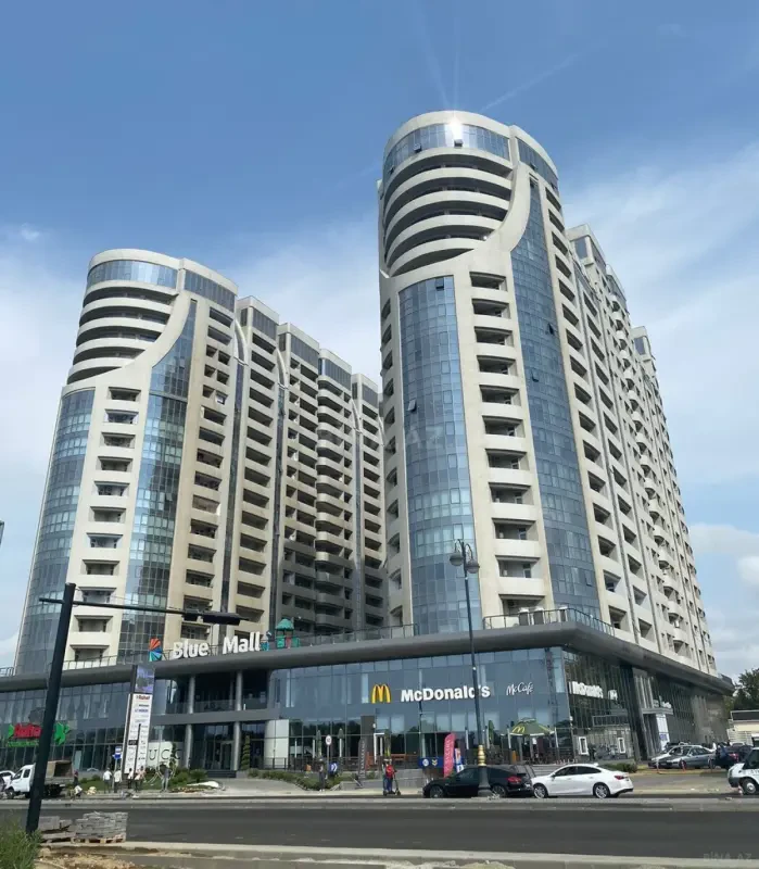 Kirayə verilir 3 otaqlı mənzil 105 m²