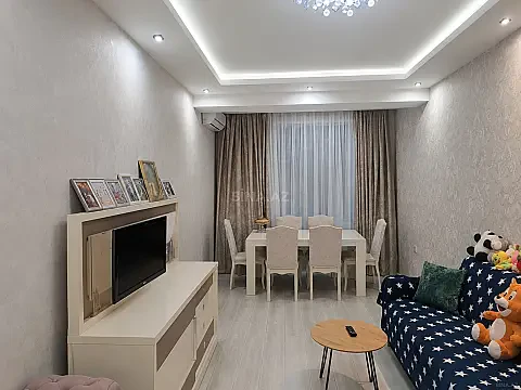 Satılır 2 otaqlı mənzil 50 m² — Bakı, Həzi Aslanov qəs. 2 otaq 50.00 m²