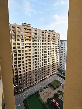 Satılır 2 otaqlı mənzil 45 m² — Bakı, İnşaatçılar 2 otaq 45.00 m²