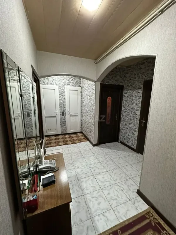Satılır 3 otaqlı mənzil 80 m²
