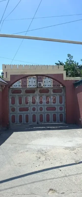 Satılır 6 otaqlı həyət evi 336 m²