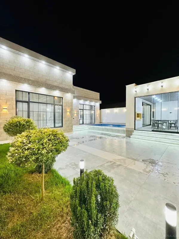 Kirayə verilir 4 otaqlı həyət evi 280 m²
