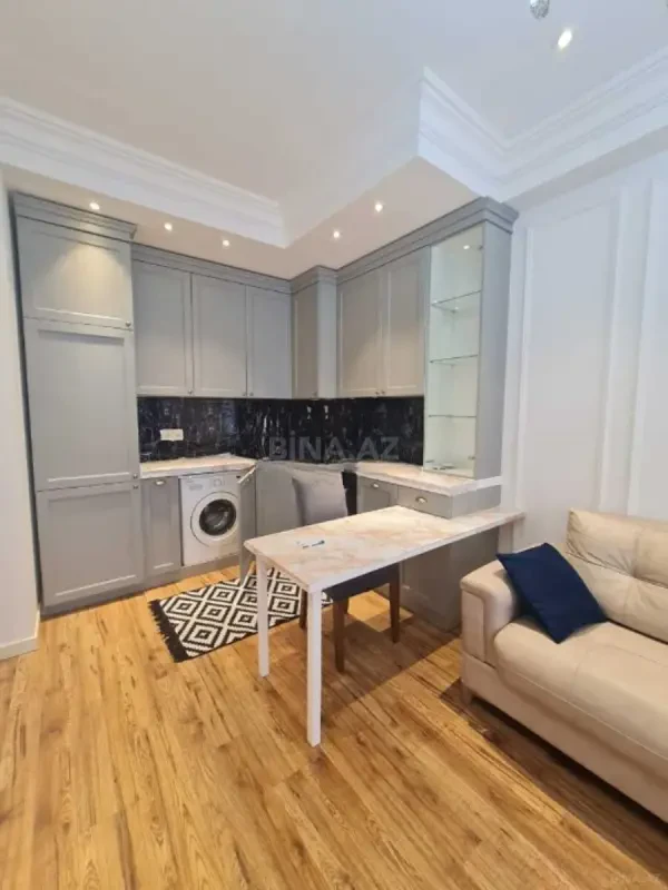 Kirayə verilir 2 otaqlı mənzil 60 m²