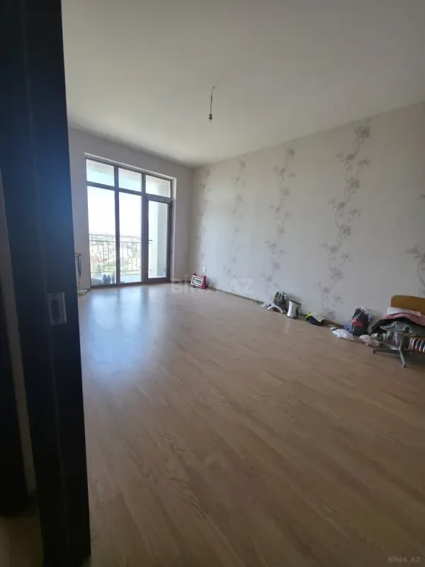 Satılır 2 otaqlı mənzil 70 m²
