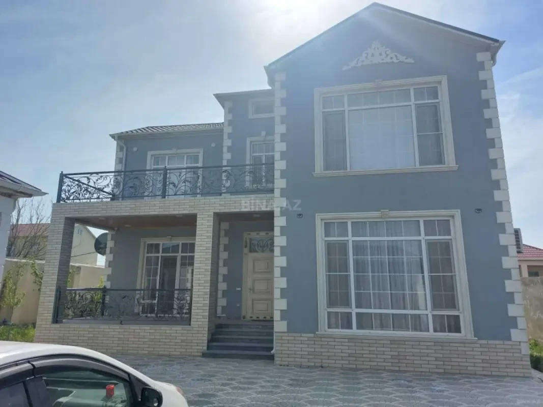 Kirayə verilir 6 otaqlı həyət evi 250 m²