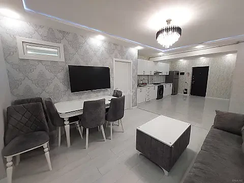 Kirayə verilir 3 otaqlı mənzil 105 m² — Bakı, 8-ci kilometr 3 otaq 105.00 m²