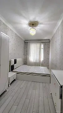 Kirayə verilir 3 otaqlı mənzil 45 m² — Bakı, Memar Əcəmi yanı 3 otaq 45.00 m²