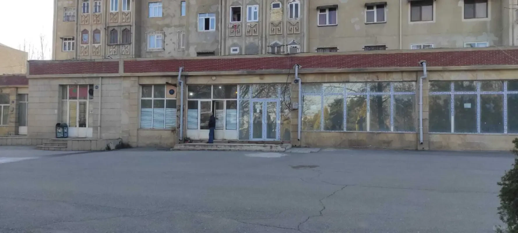 Satılır 3 otaqlı mənzil 91.4 m²