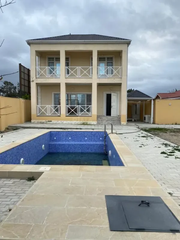 Kirayə verilir 4 otaqlı həyət evi 250 m²