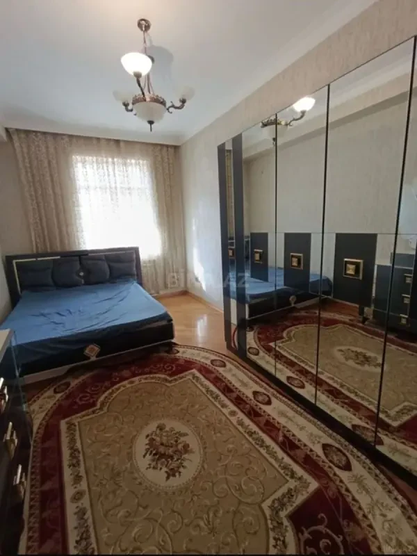 Kirayə verilir 3 otaqlı mənzil 97 m²