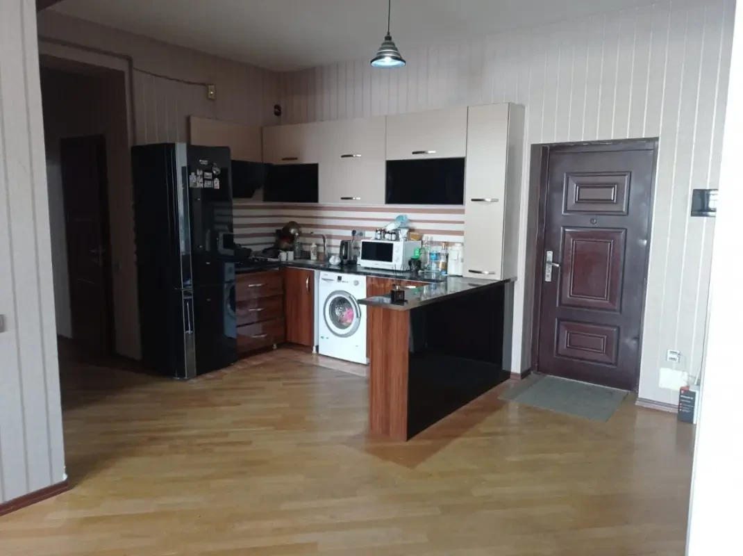Satılır 3 otaqlı mənzil 100 m²